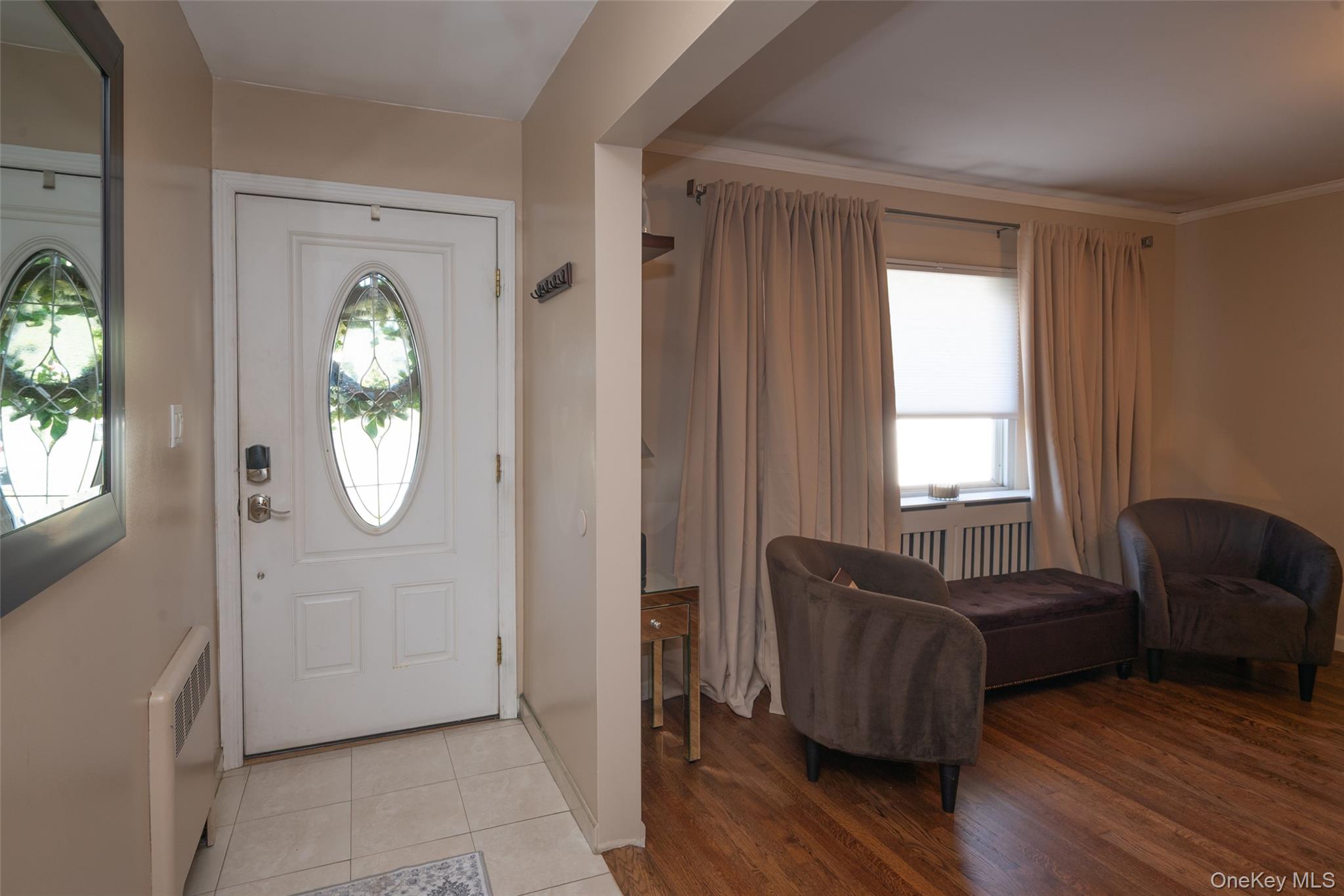 211 Gardner Avenue, Jericho, NY 11753