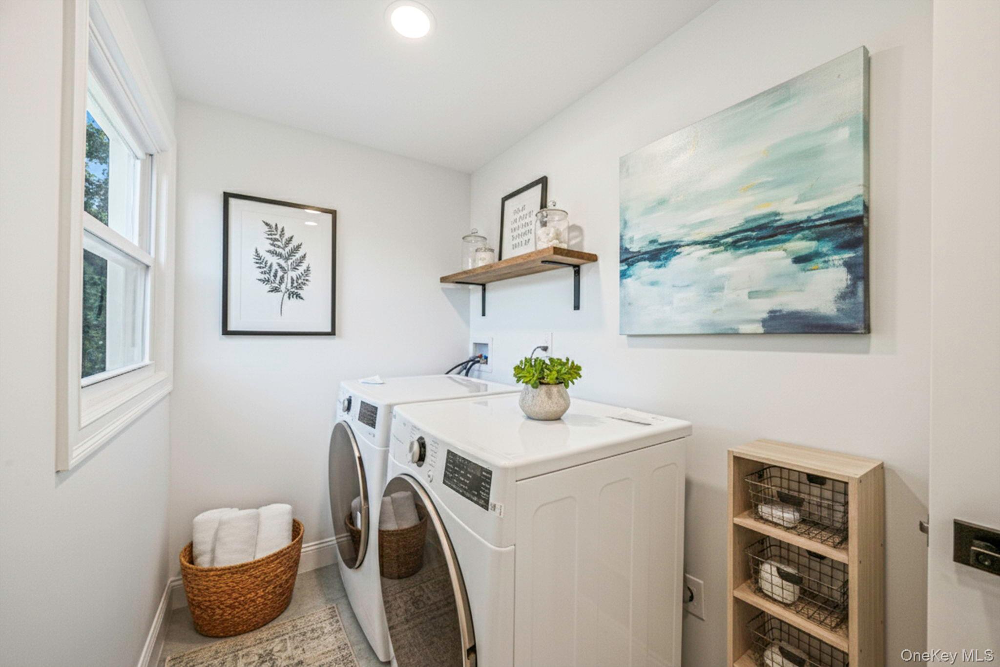 120 Cherry Drive W, Plainview, NY 11803