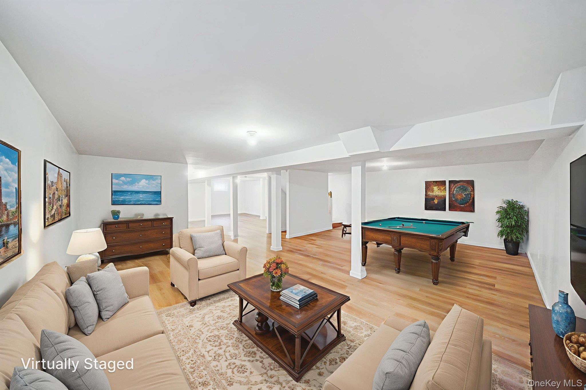 120 Cherry Drive W, Plainview, NY 11803