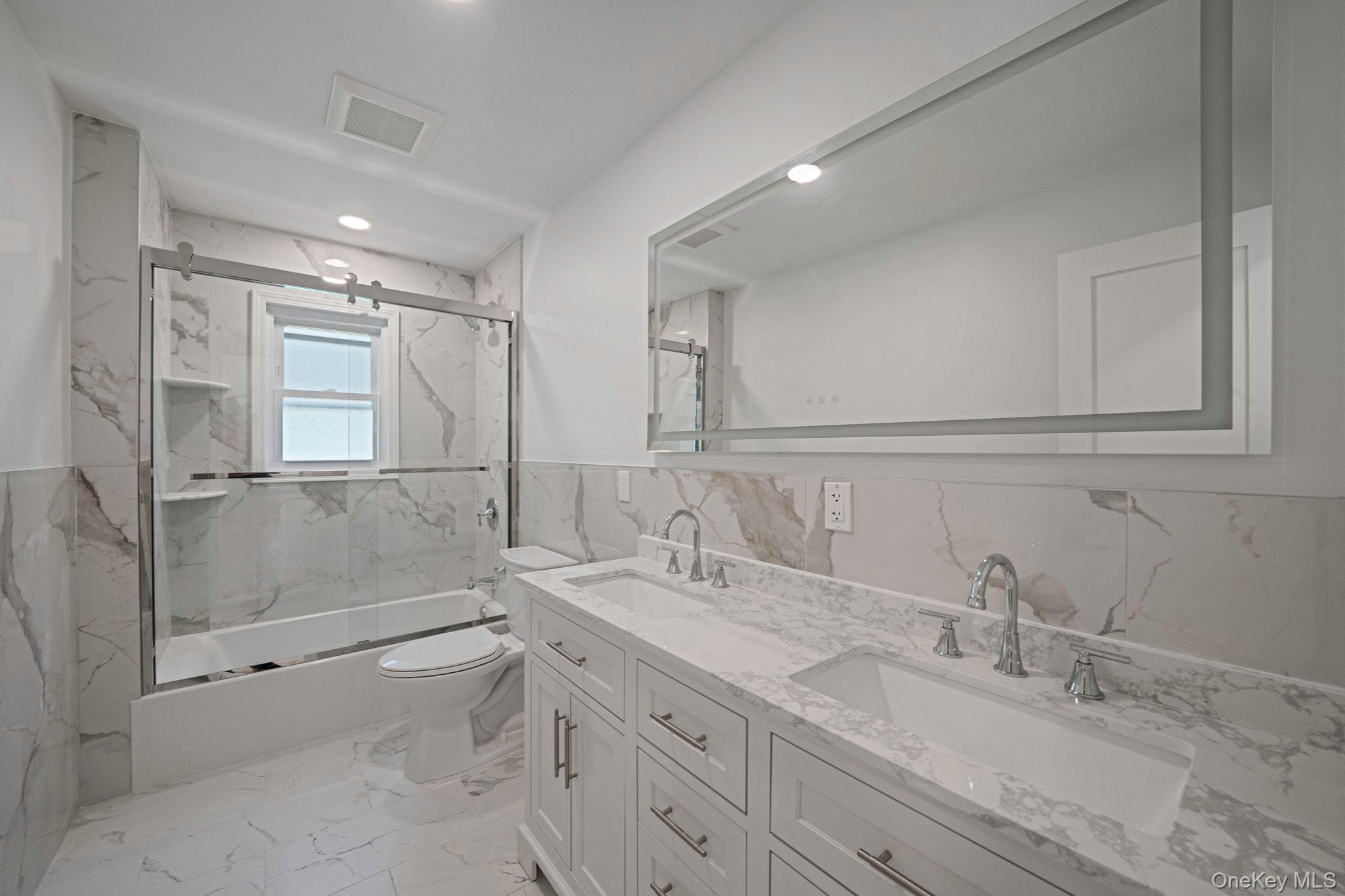 120 Cherry Drive W, Plainview, NY 11803