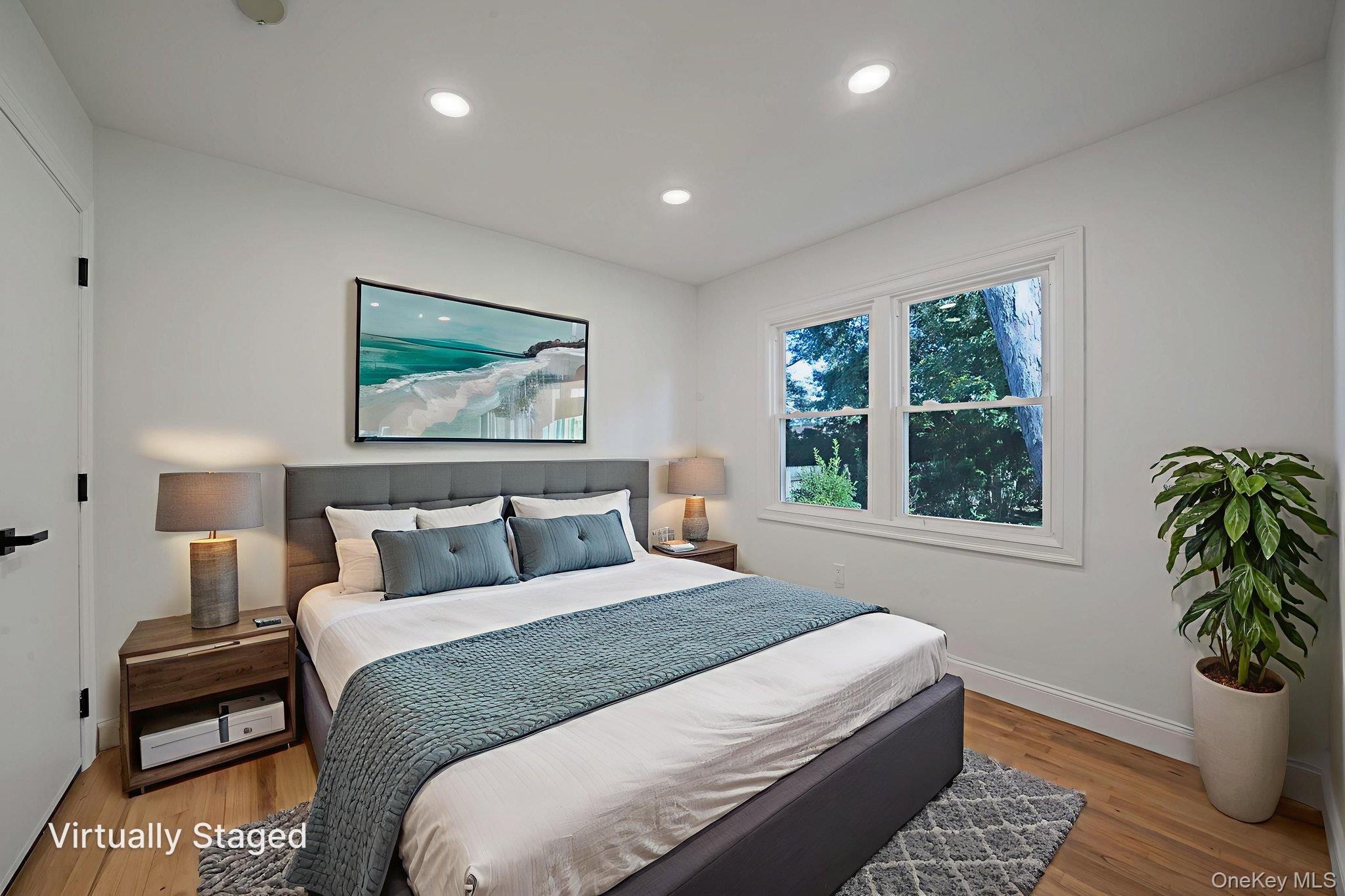 120 Cherry Drive W, Plainview, NY 11803