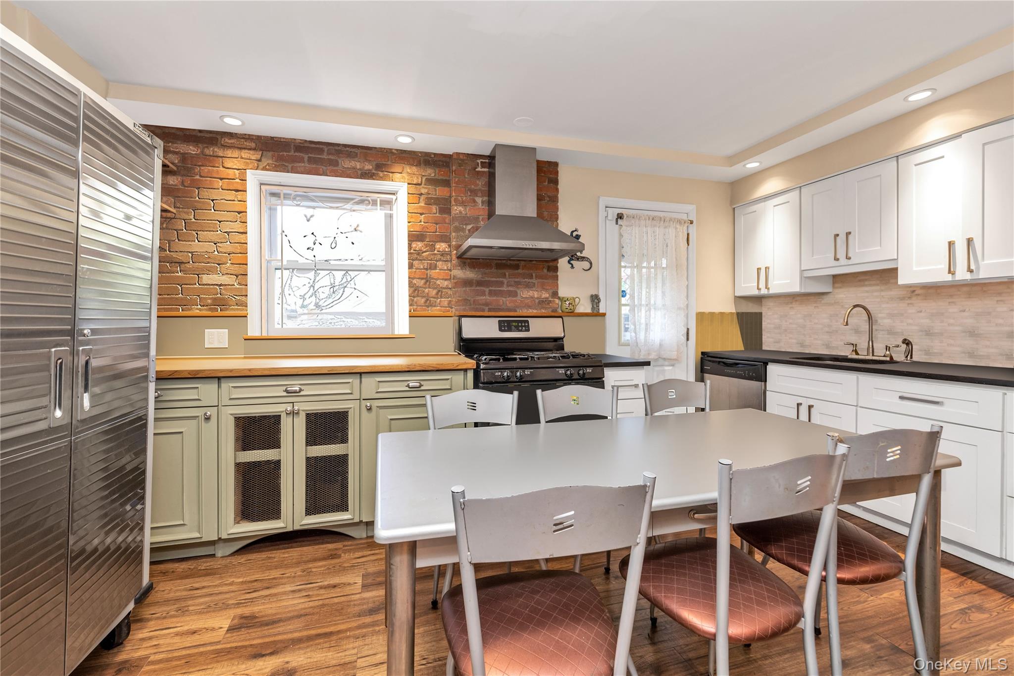 7-16 160th Street, Whitestone, NY 11357