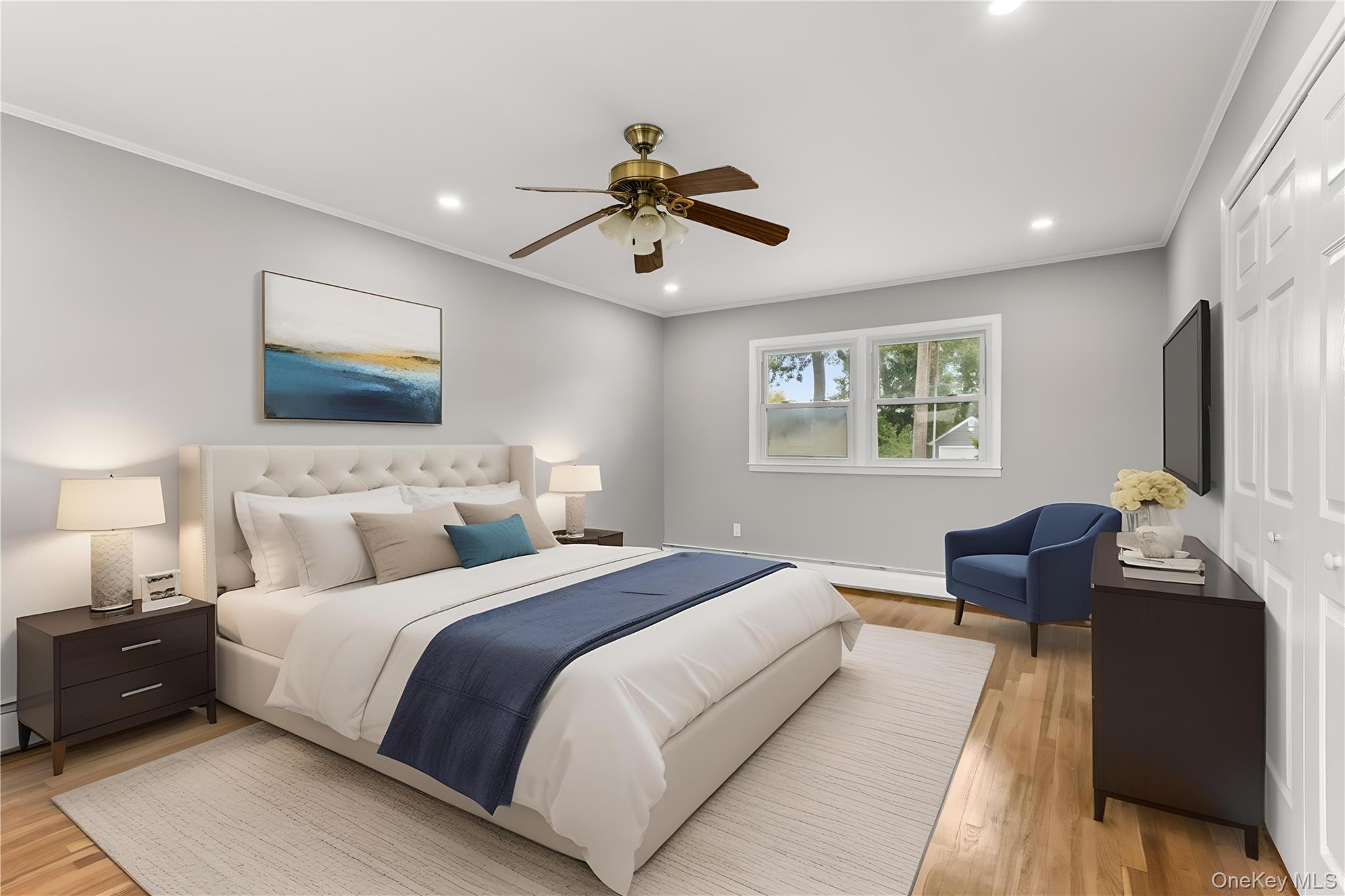 104 E Gates Avenue, Lindenhurst, NY 11757