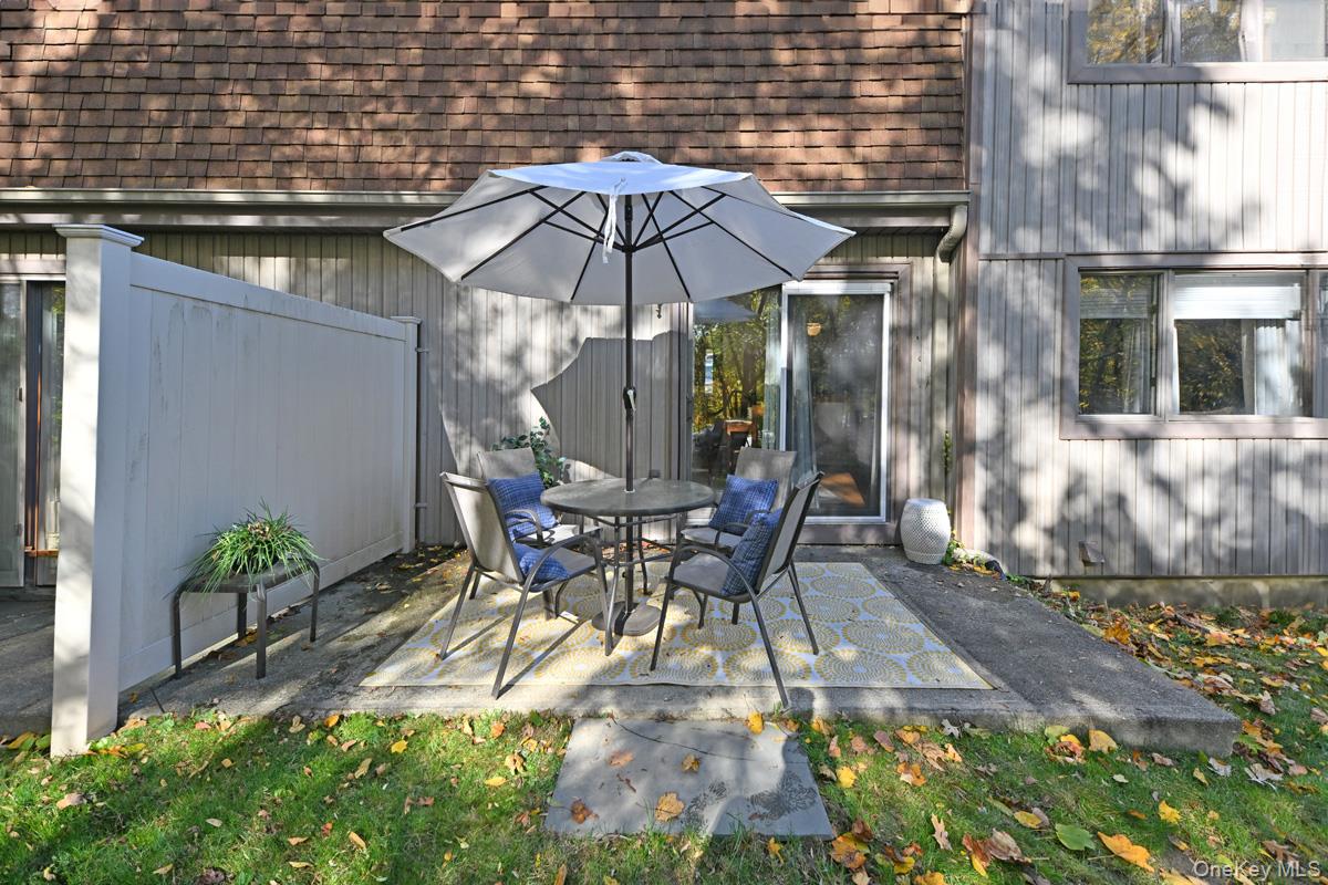 13 Meadowlark Circle, Peekskill, NY 10566