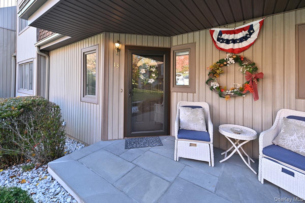 13 Meadowlark Circle, Peekskill, NY 10566