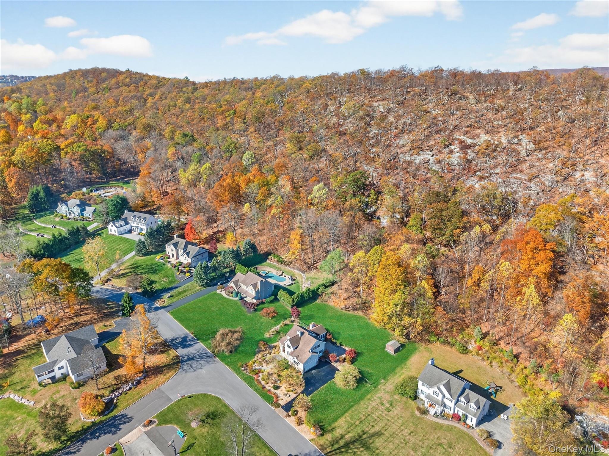 28 Sutherland Drive, Highland Mills, NY 10930