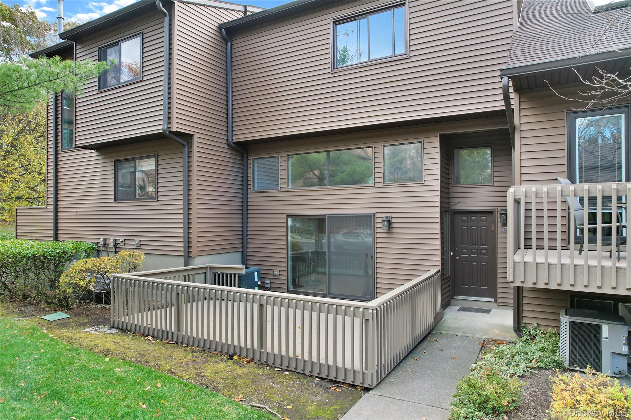 17 Timberline Drive, Nanuet, NY 10954