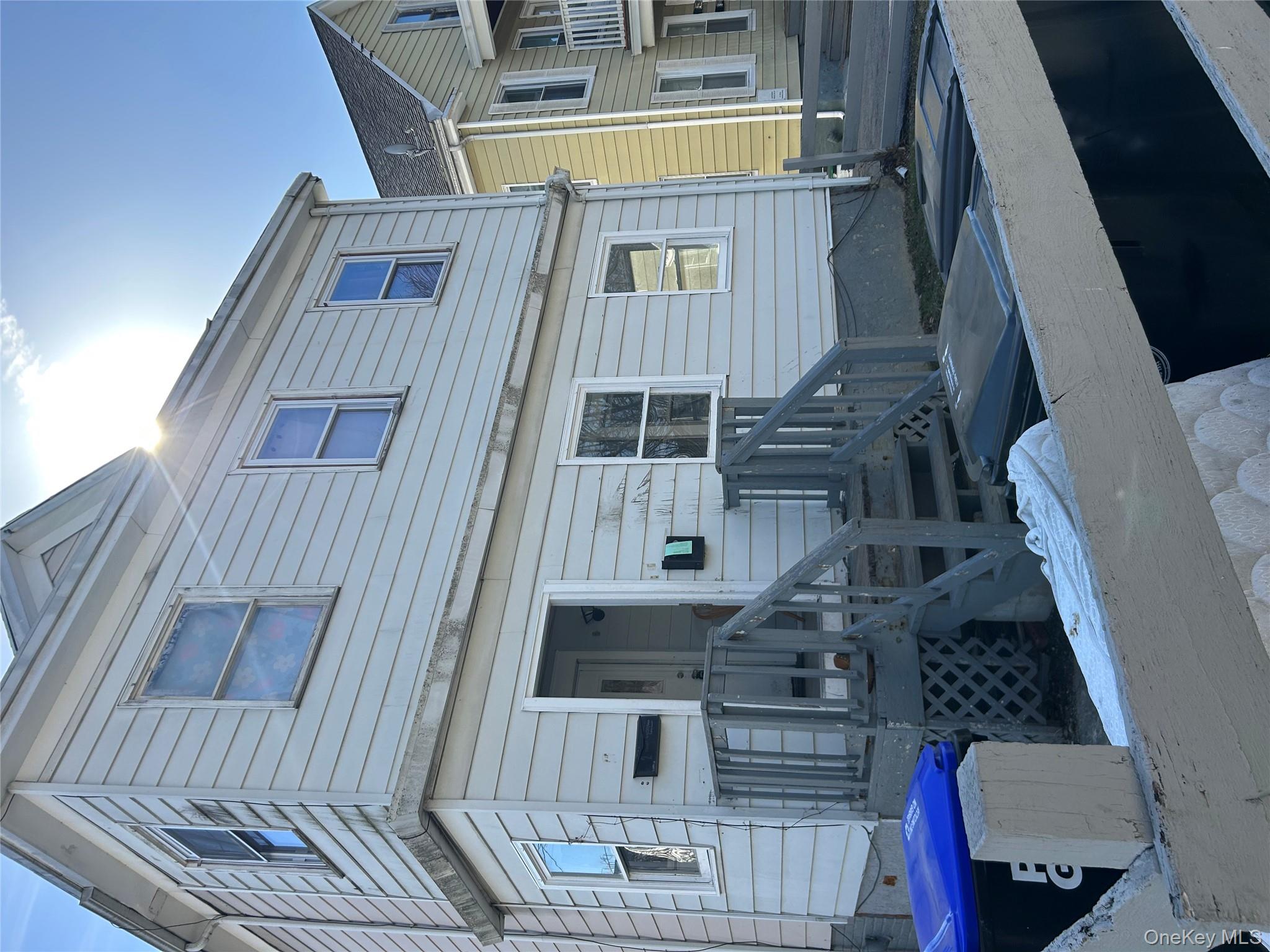 1 Gray Street, Poughkeepsie, NY 12603