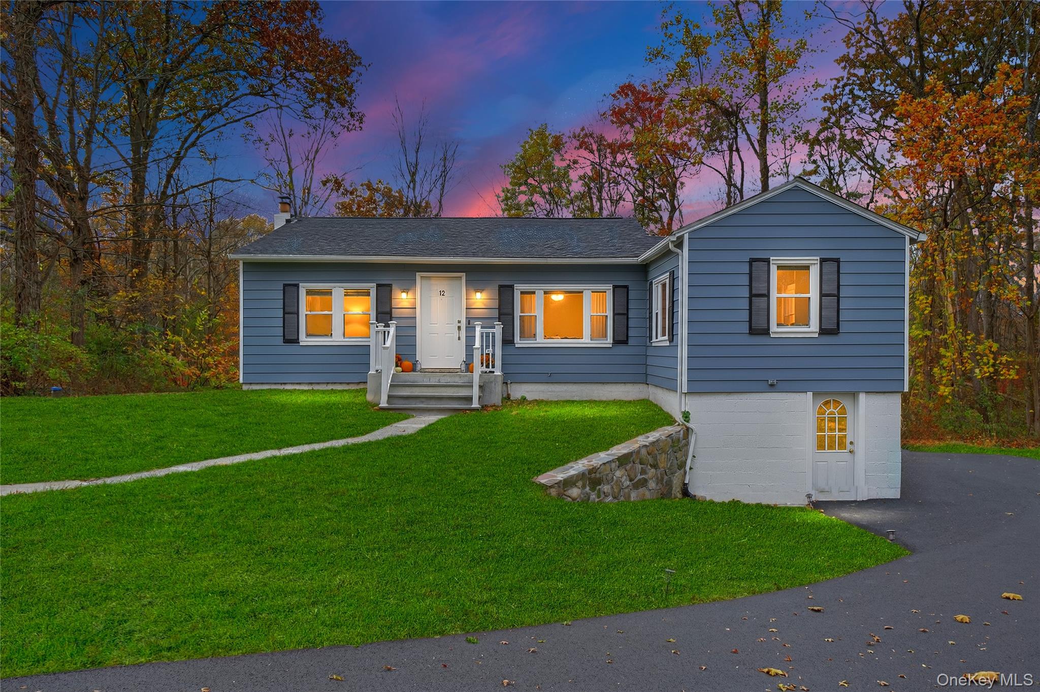 12 Russell Road, Wappingers Falls, NY 12590