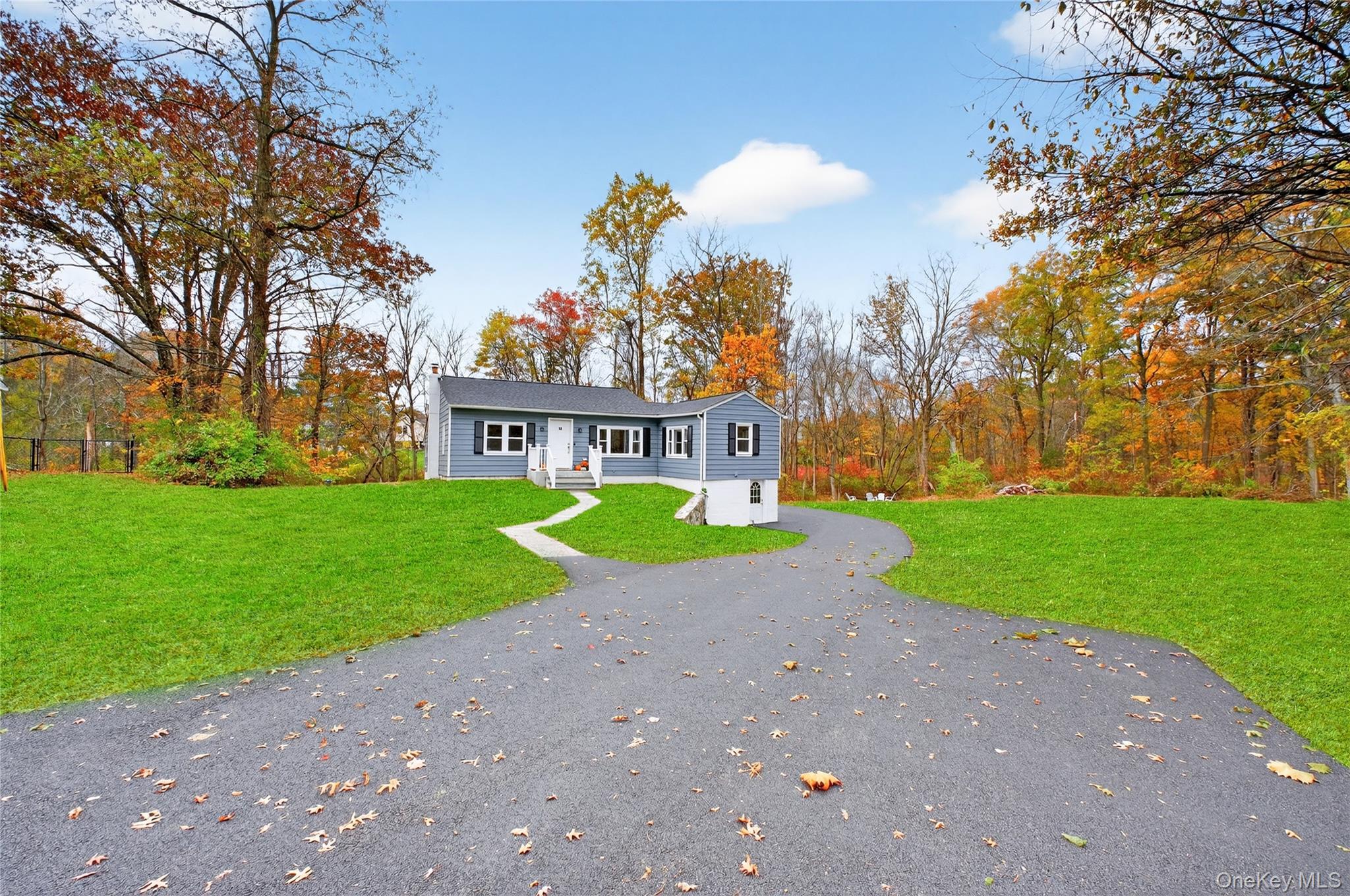 12 Russell Road, Wappingers Falls, NY 12590