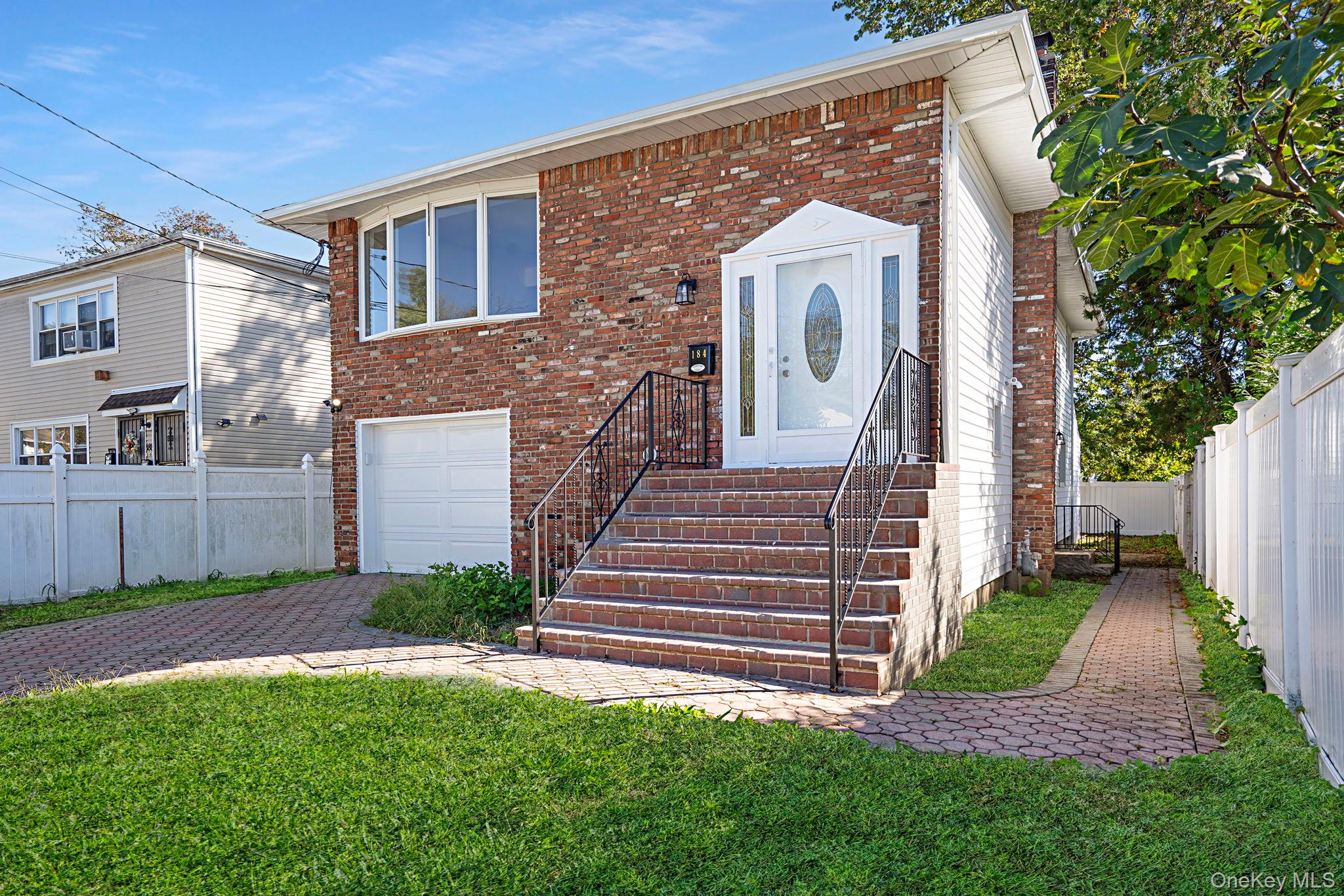 184 Wellesley Street, Hempstead, NY 11550