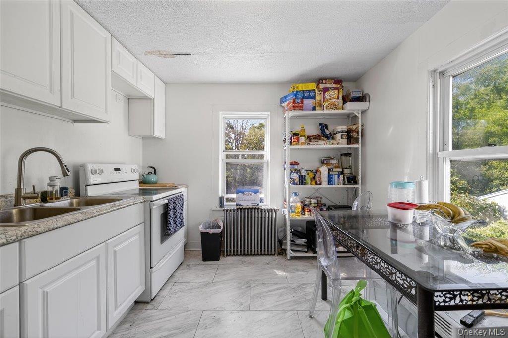 67 Main Street, Bloomingburg, NY 12721