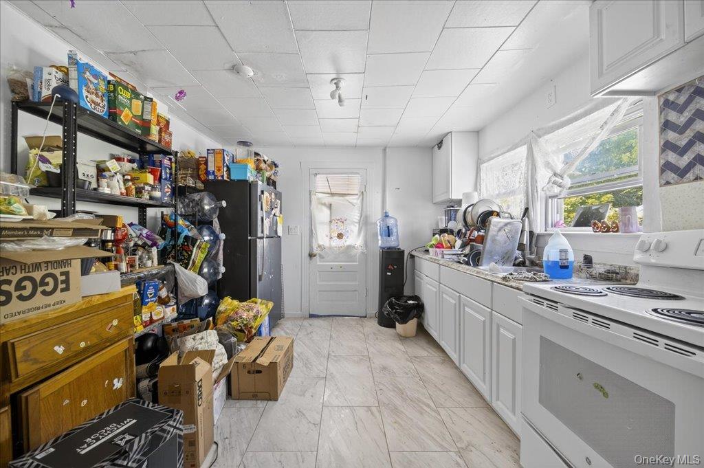 67 Main Street, Bloomingburg, NY 12721