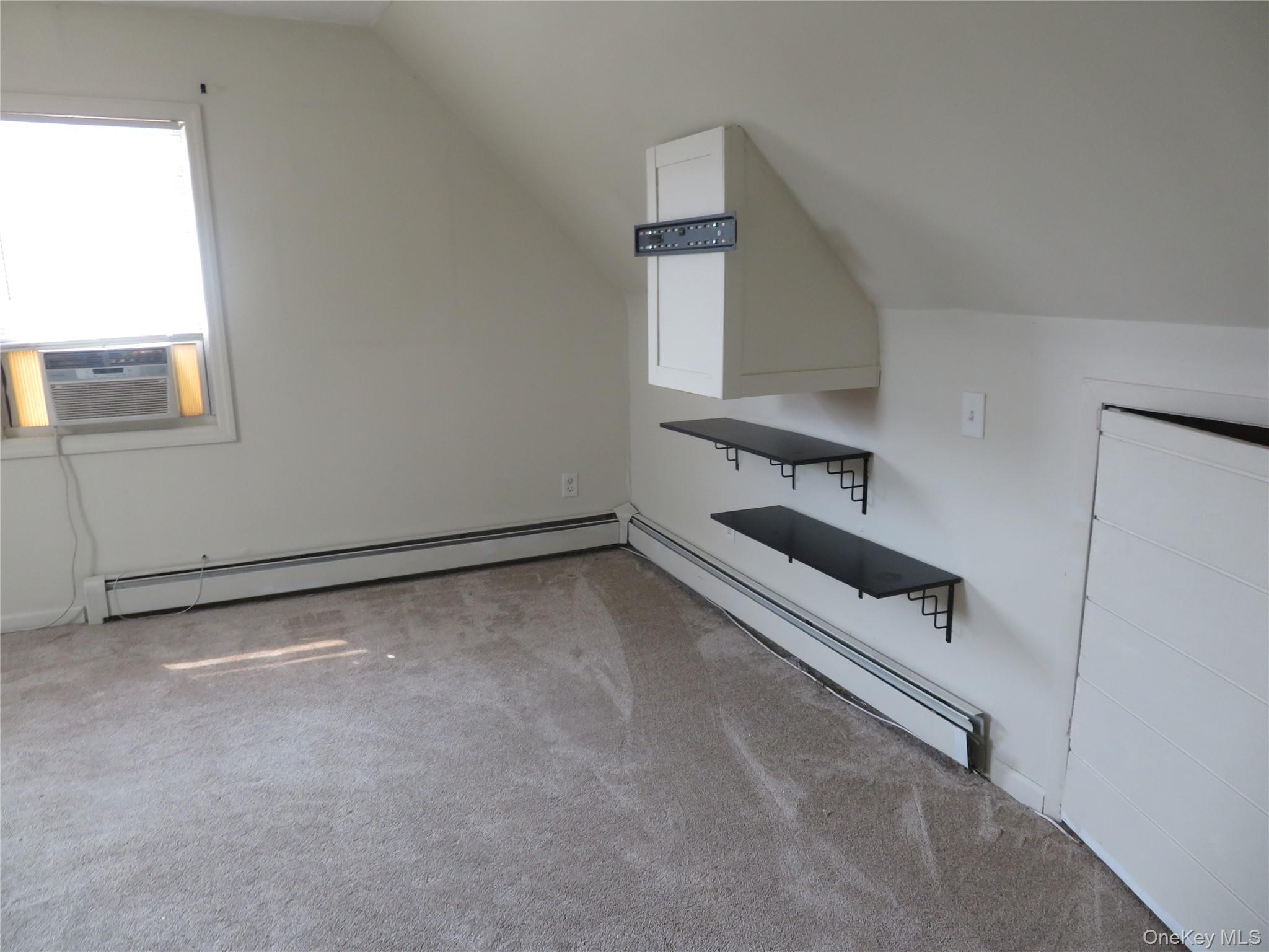 9 Palfrey Street, Bay Shore, NY 11706