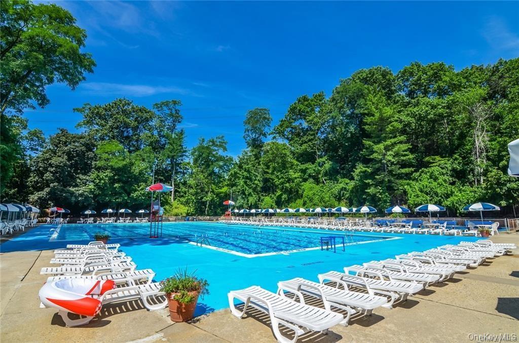 5 Sadore Ln # 4L, Yonkers, NY 10710