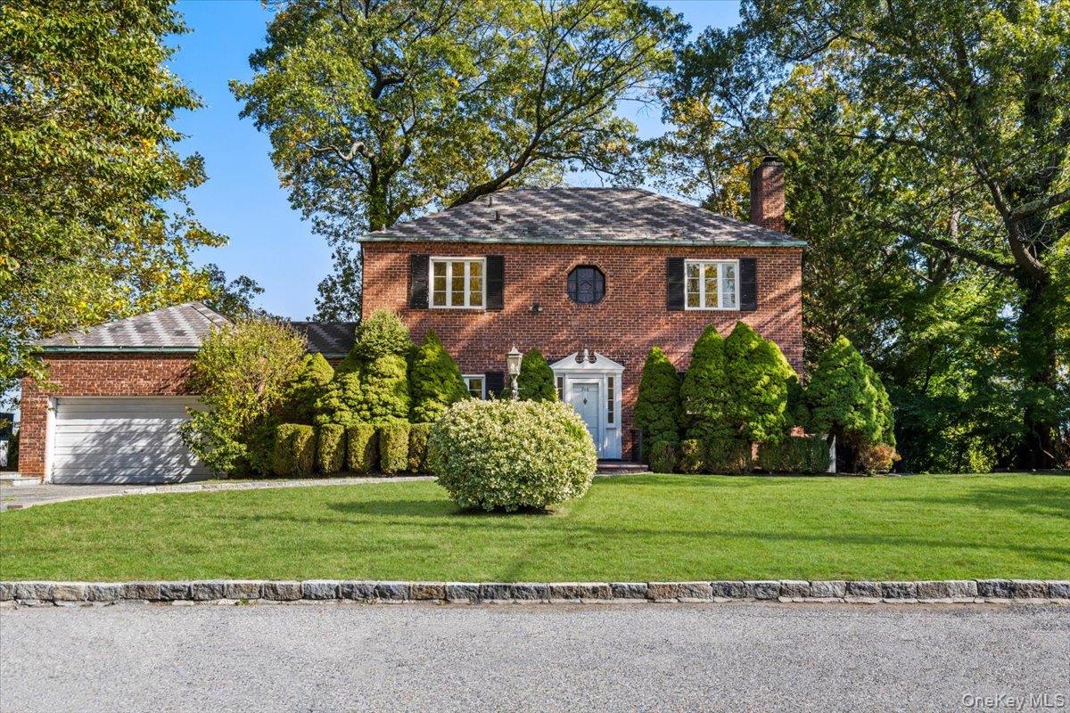 210 WYNDCLIFF Road, Scarsdale, NY 10583