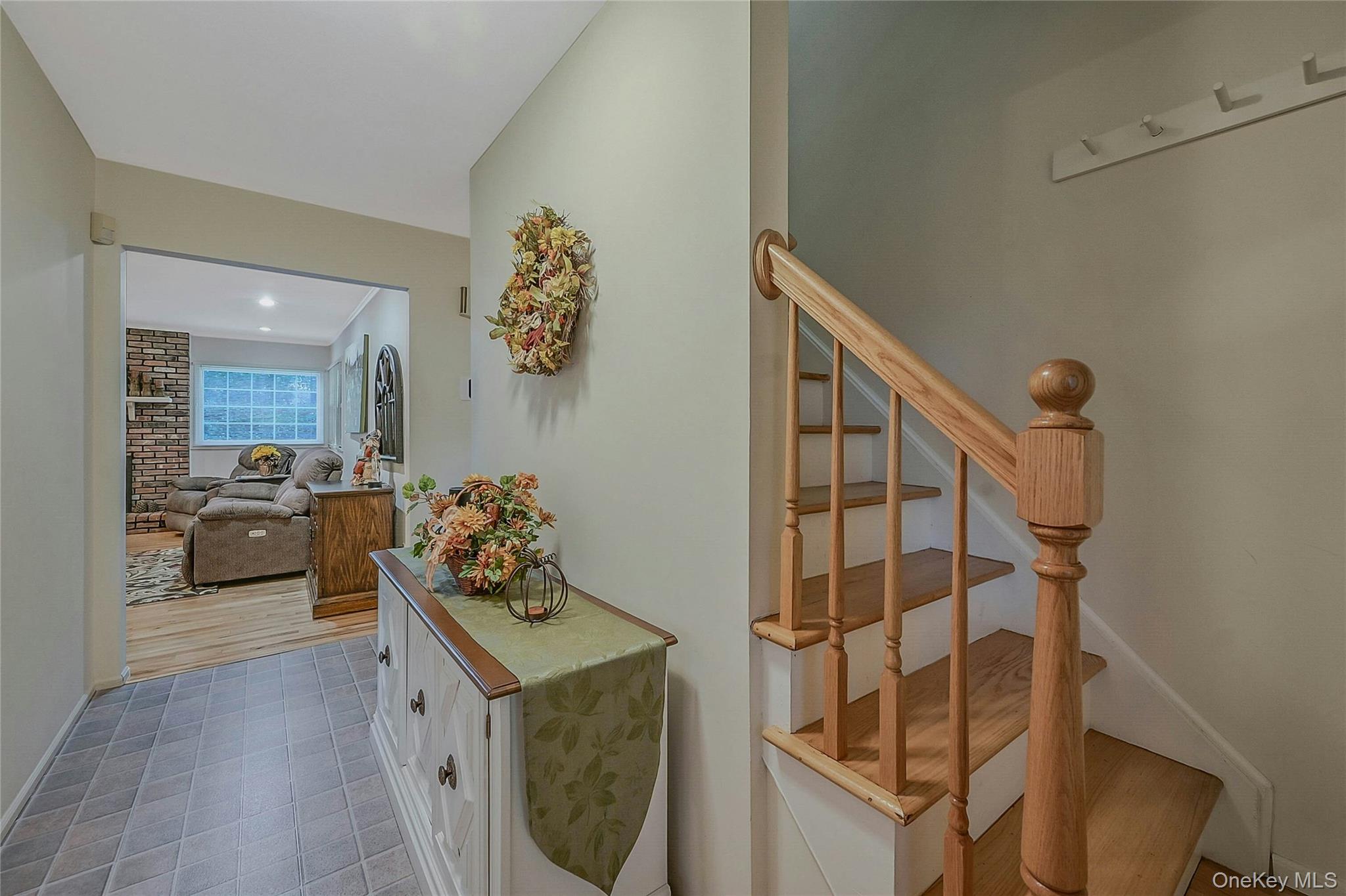 7 Hill Drive, Port Jefferson, NY 11777