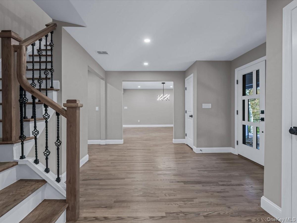 11 Gorham Lane, Dix Hills, NY 11746