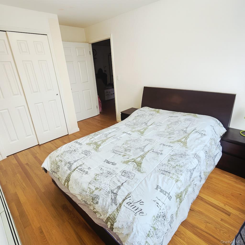 140-32 Cherry Avenue # 5D, Flushing, NY 11355