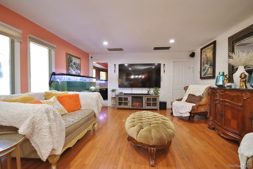 7 Park Place, Chester, NY 10918