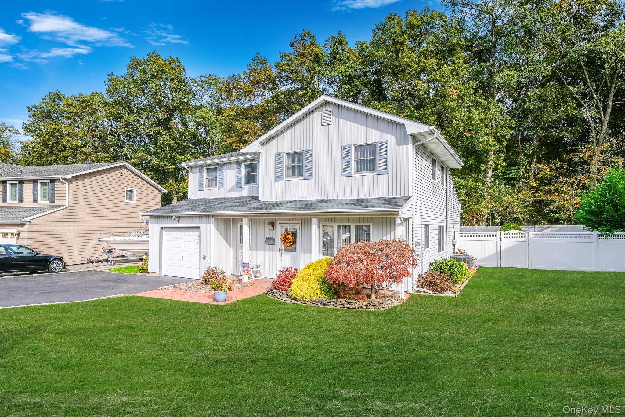 30 Magellan Avenue, Kings Park, NY 11754