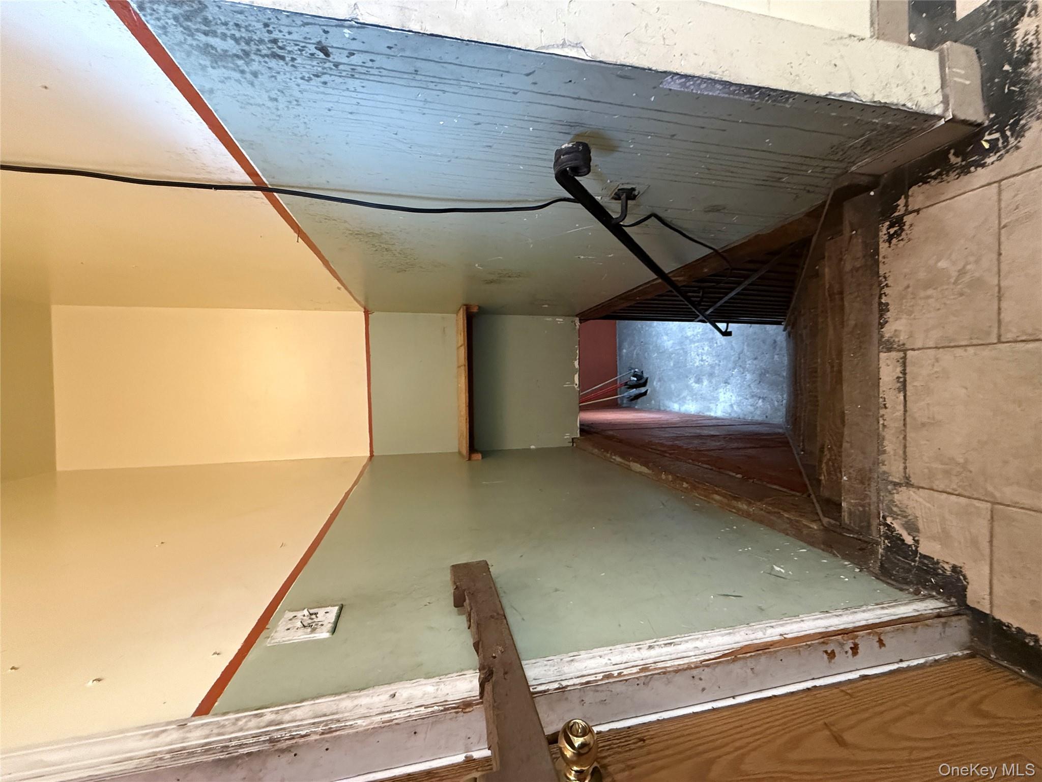 5819 College Point Boulevard, Flushing, NY 11355