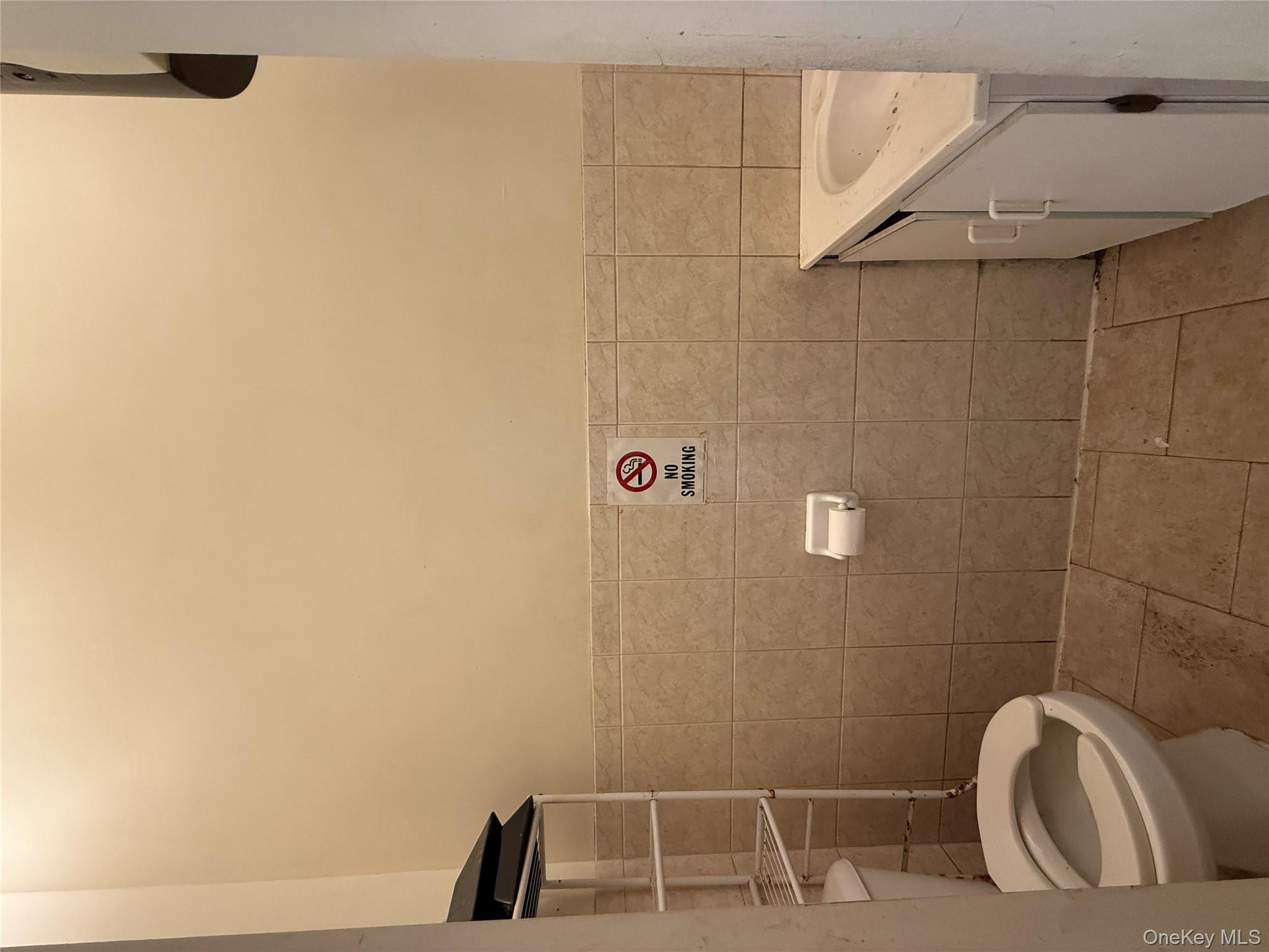 5819 College Point Boulevard, Flushing, NY 11355