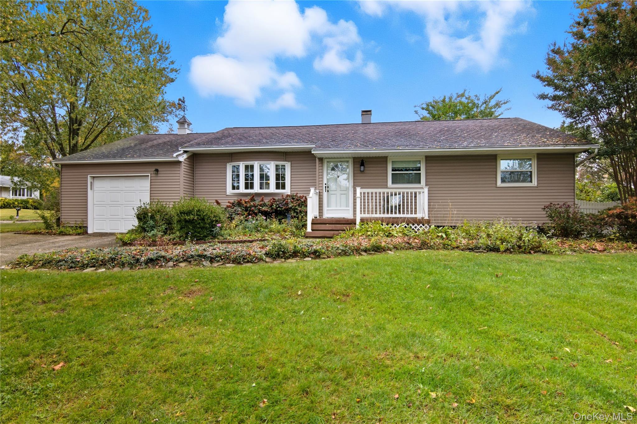 1 Bruce Lane, East Northport, NY 11731