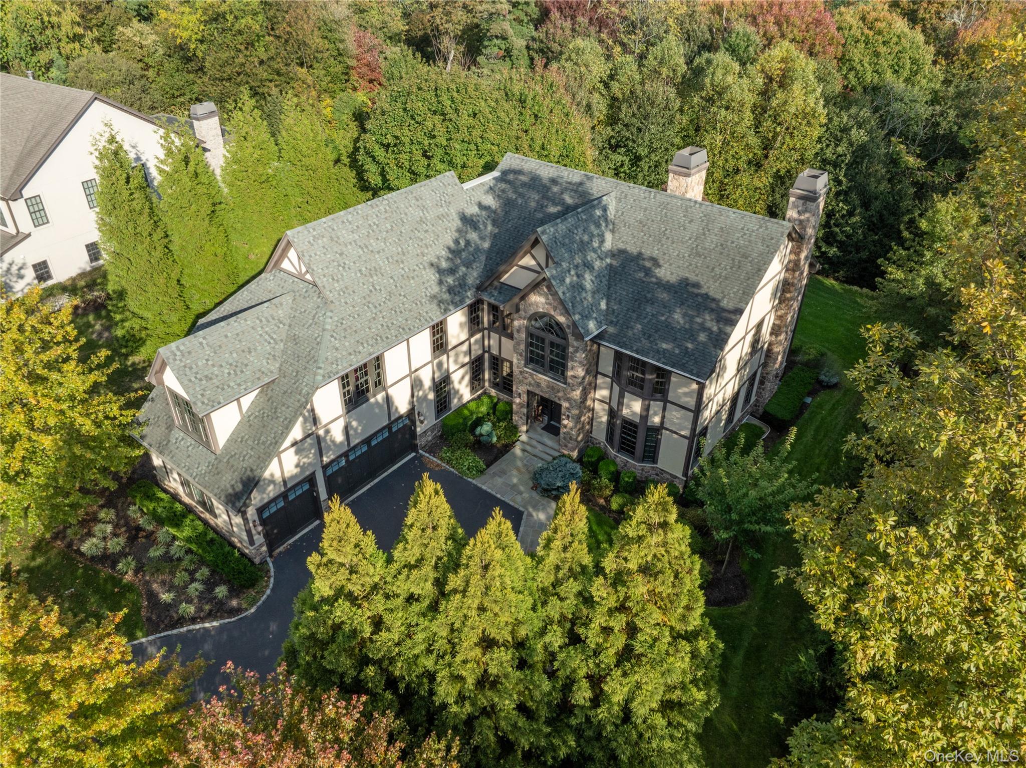 2 Earle Drive, Muttontown, NY 11791