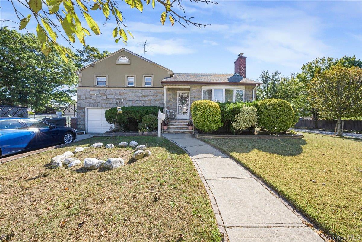 184 Independence Avenue, Freeport, NY 11520