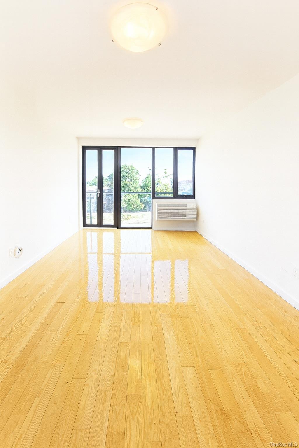 60-70 Woodhaven Boulevard # 3A, Elmhurst, NY 11373