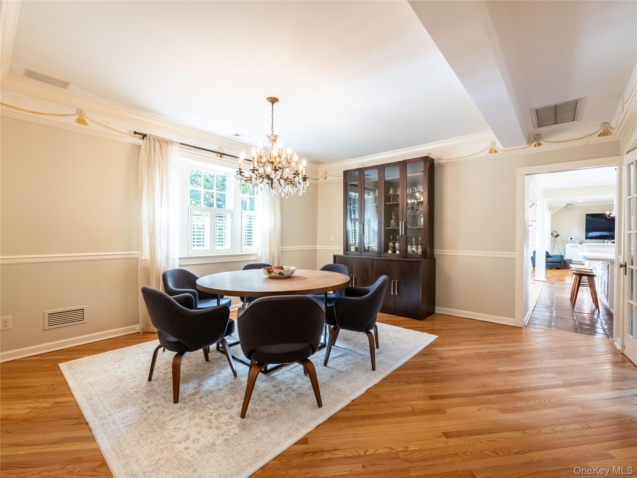 1054 Plandome Road, Manhasset, NY 11030