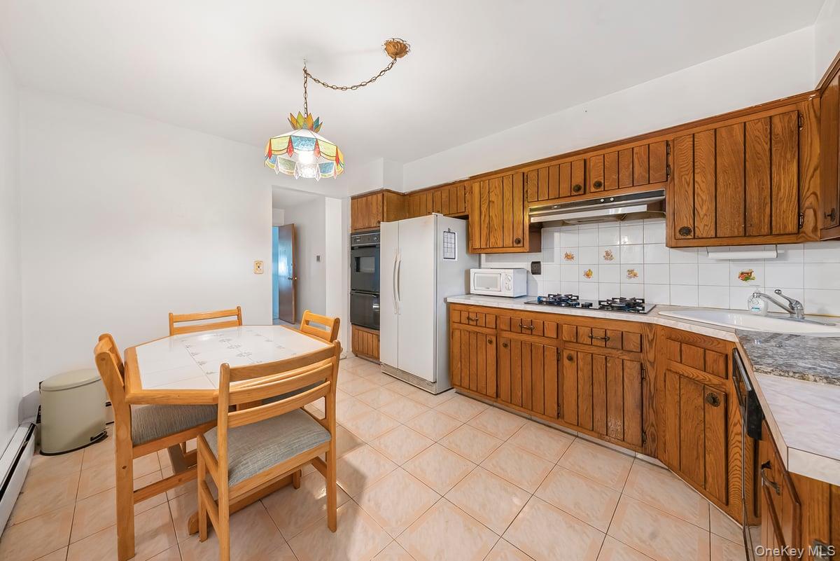 15 Stevens Avenue, Yonkers, NY 10704