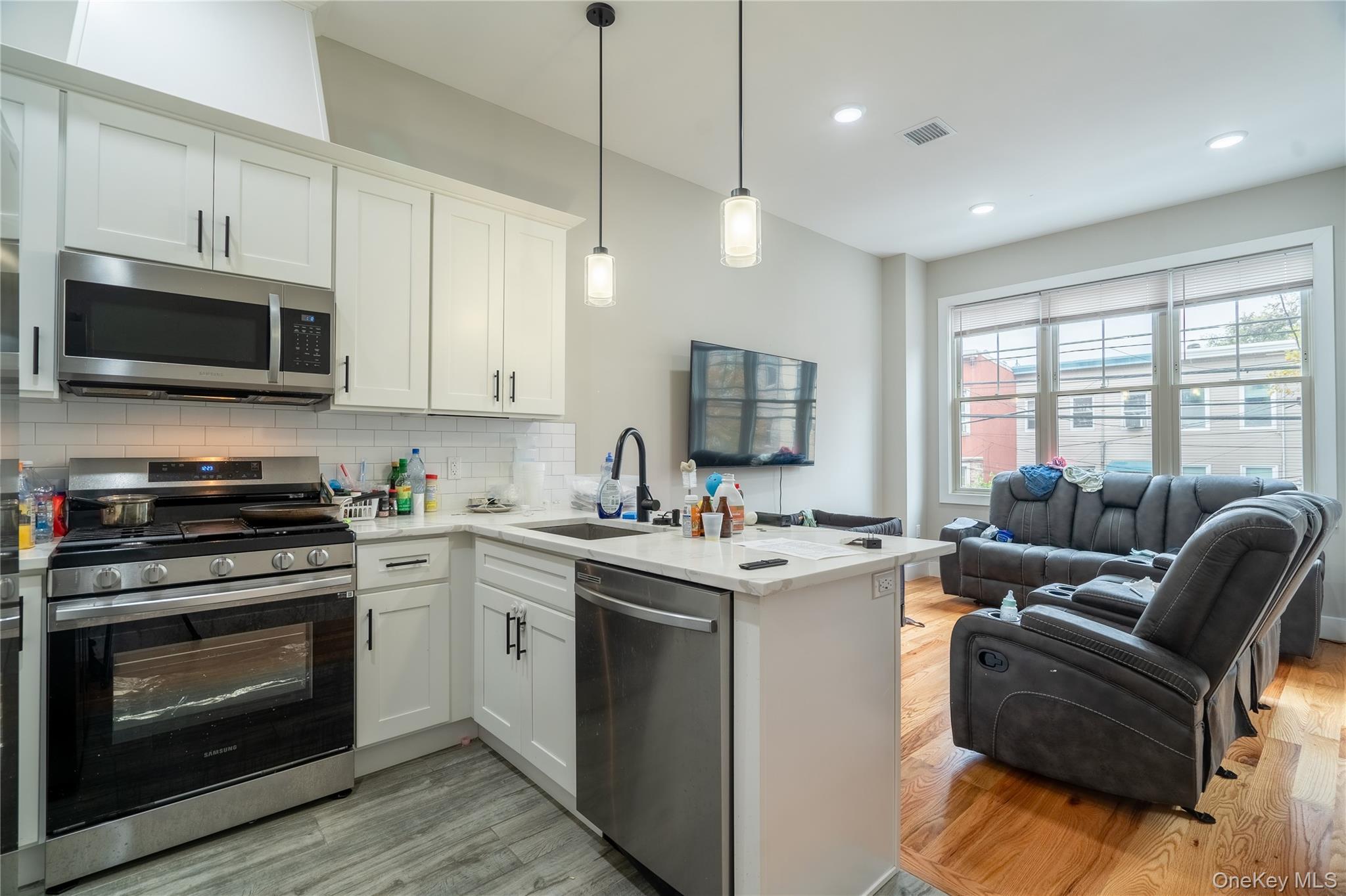 40 Wright Avenue, Jersey City, Other, NJ 07306