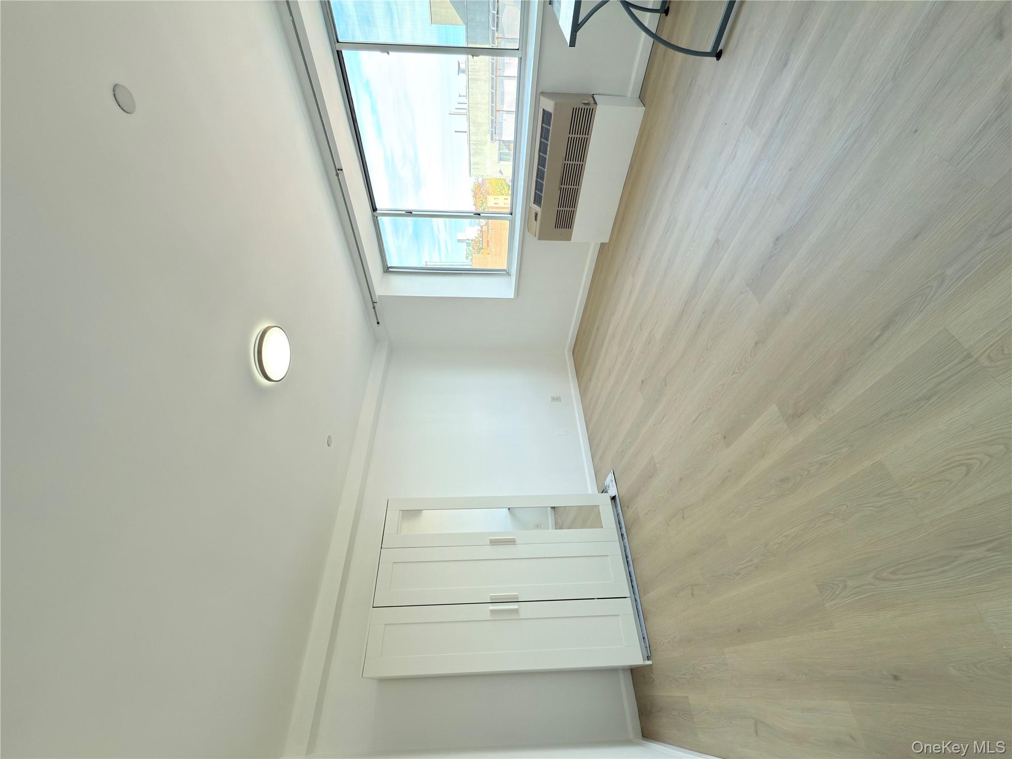 4317 Union Street # 8B, Flushing, NY 11355