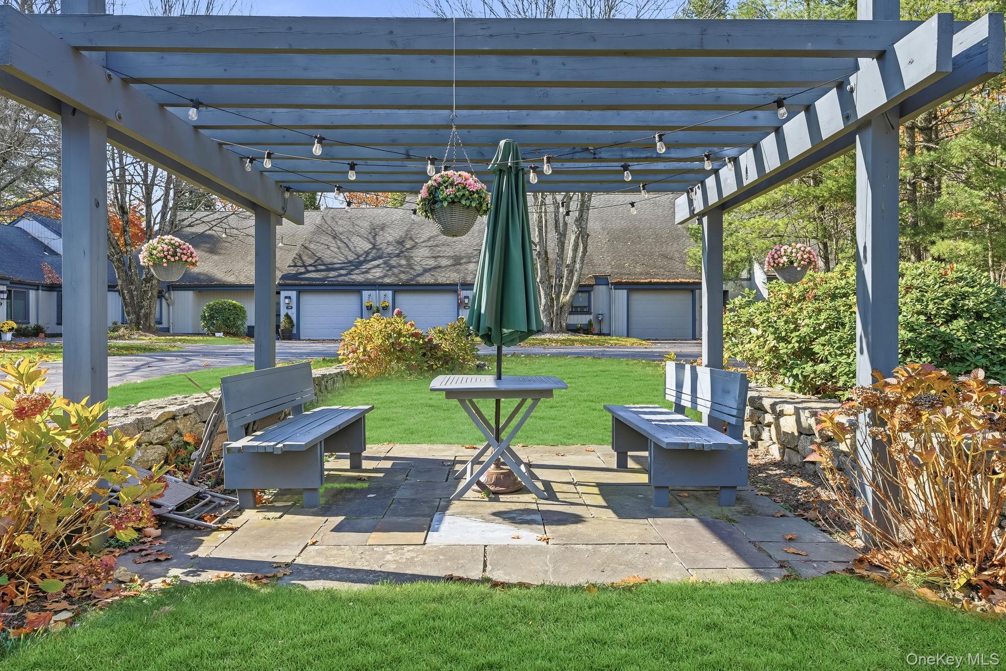 349 Heritage Hills # B, Somers, NY 10589