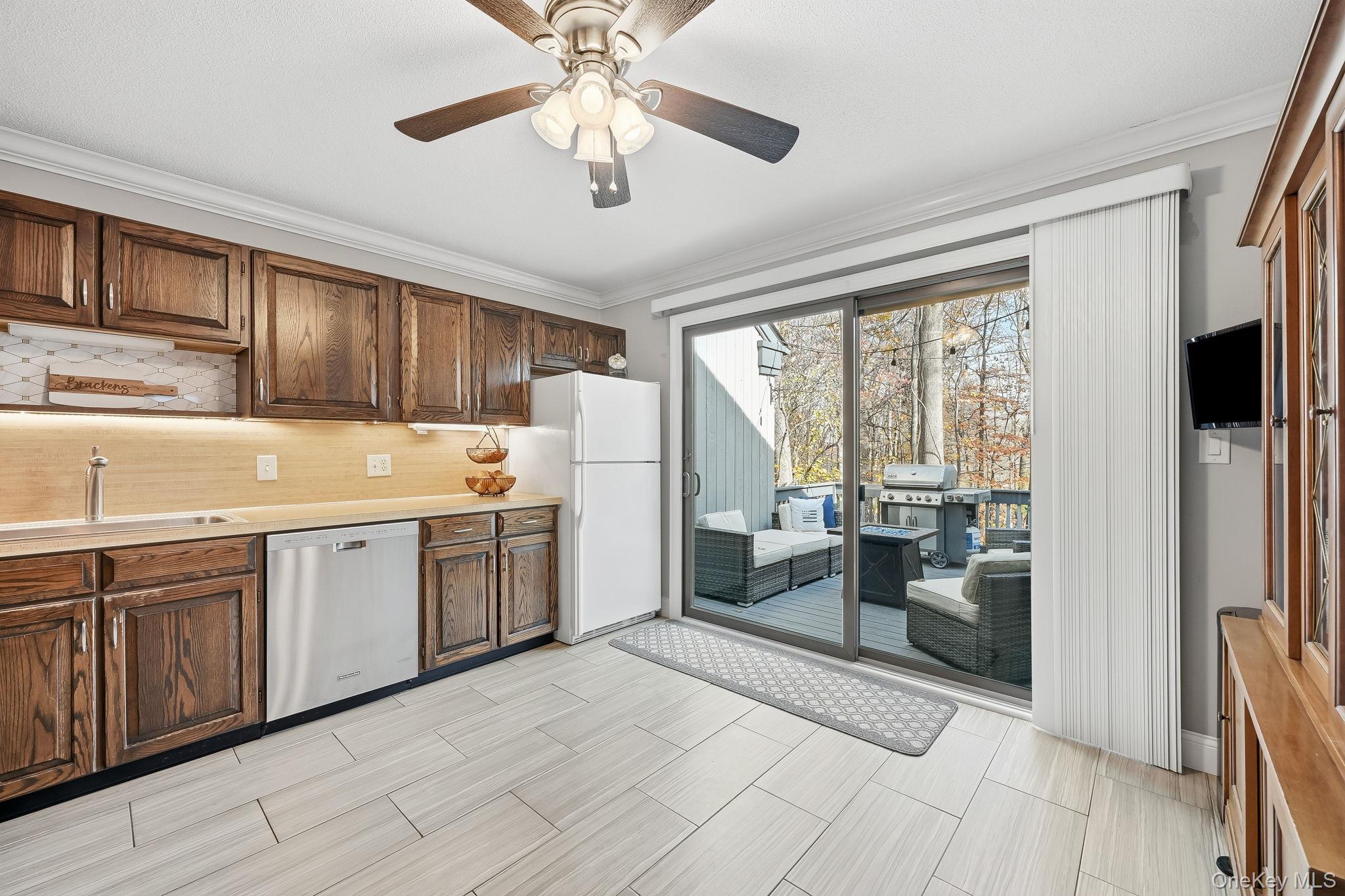 349 Heritage Hills # B, Somers, NY 10589