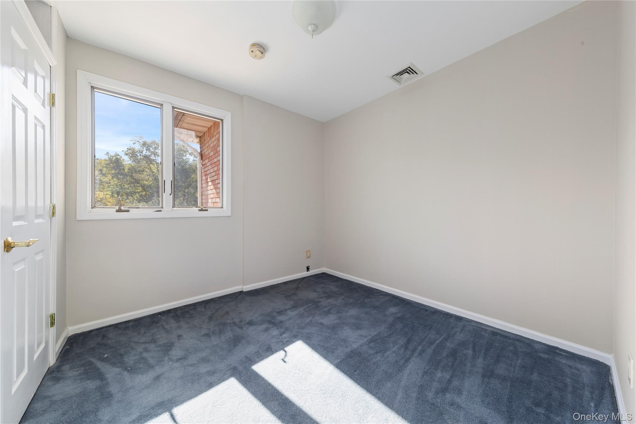 7157 Douglaston Parkway, Little Neck, NY 11362