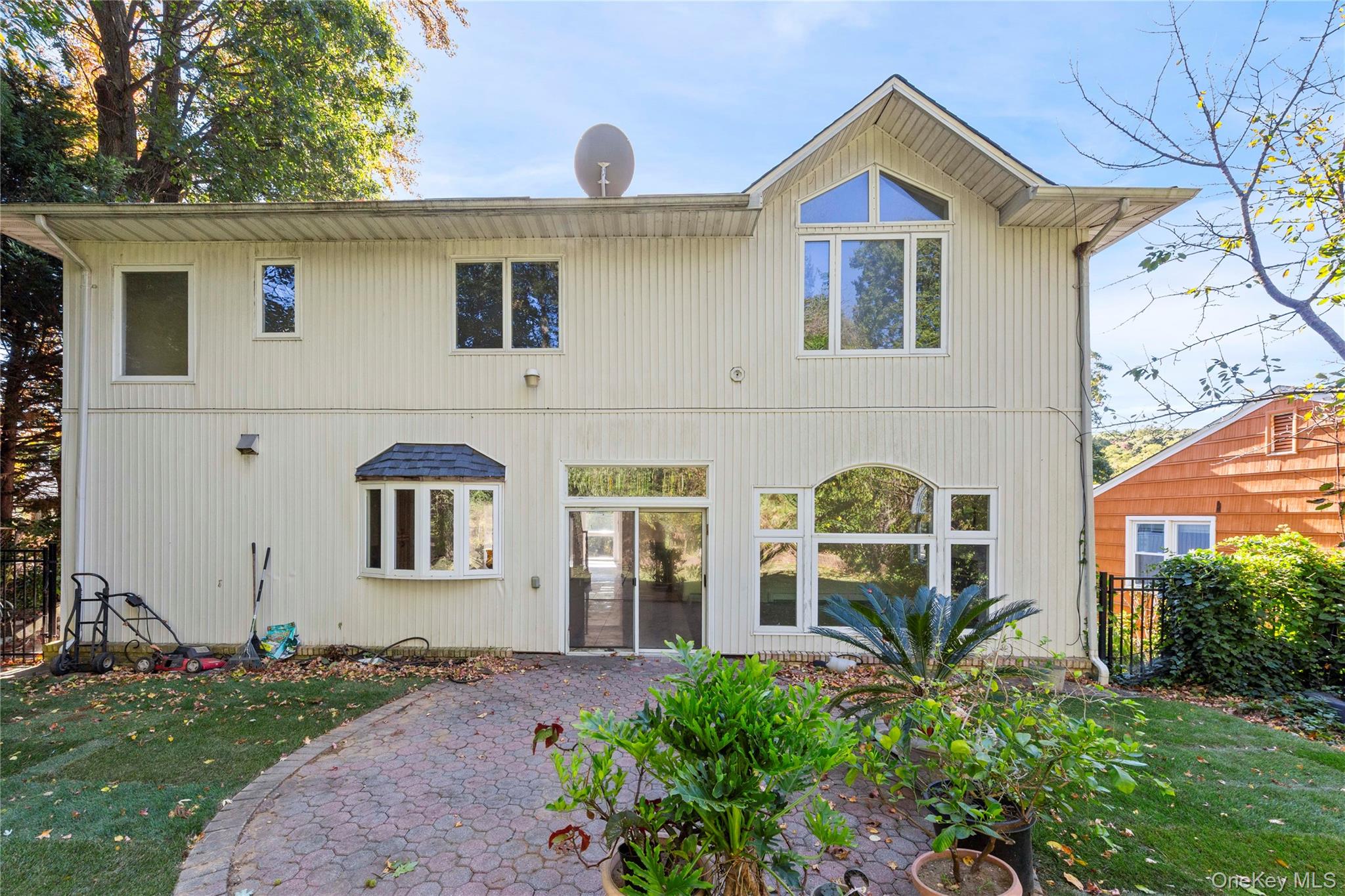 7157 Douglaston Parkway, Little Neck, NY 11362