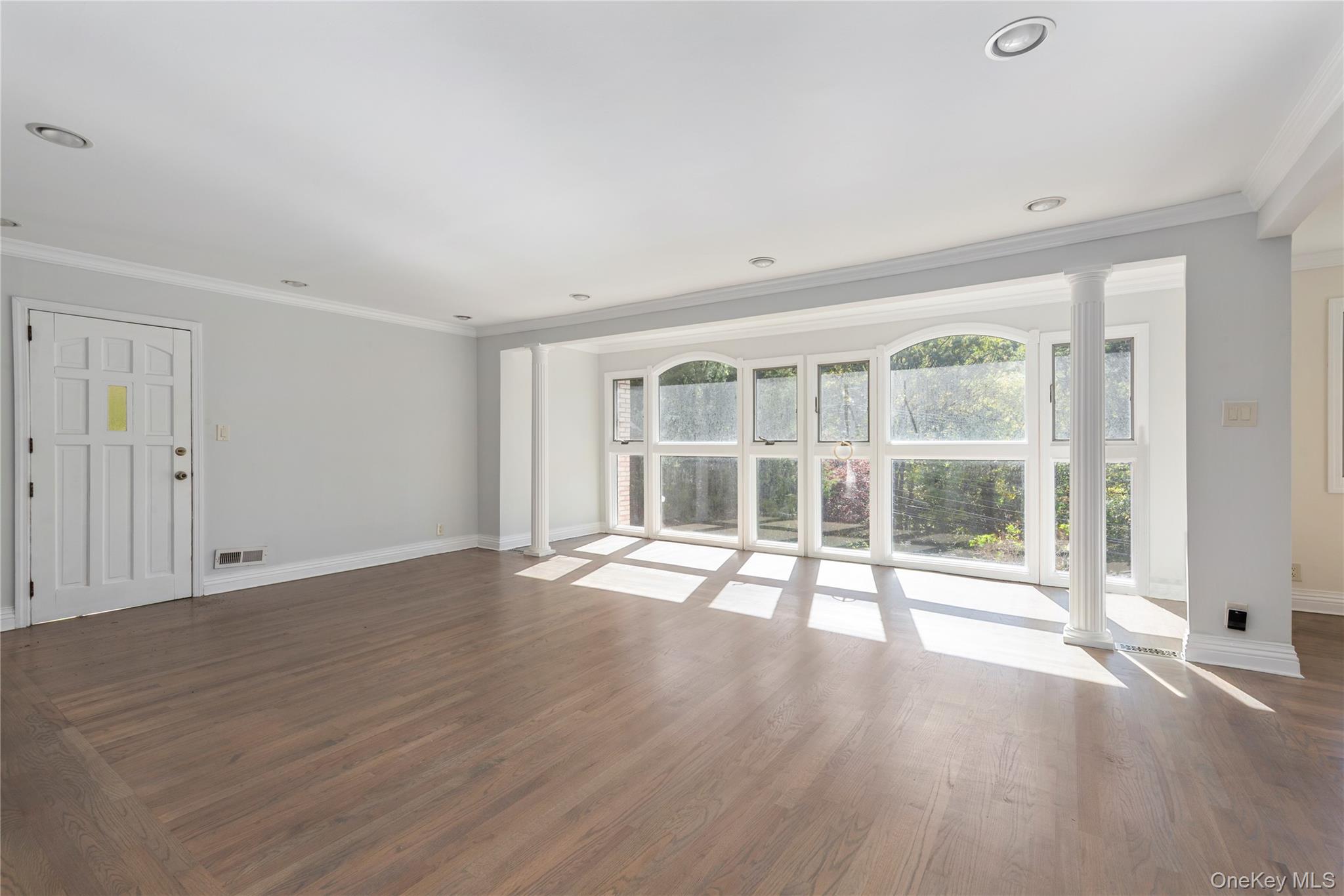 7157 Douglaston Parkway, Little Neck, NY 11362