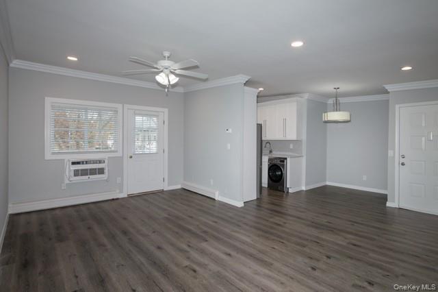 558 New Highway # 5-1A, Hauppauge, NY 11788