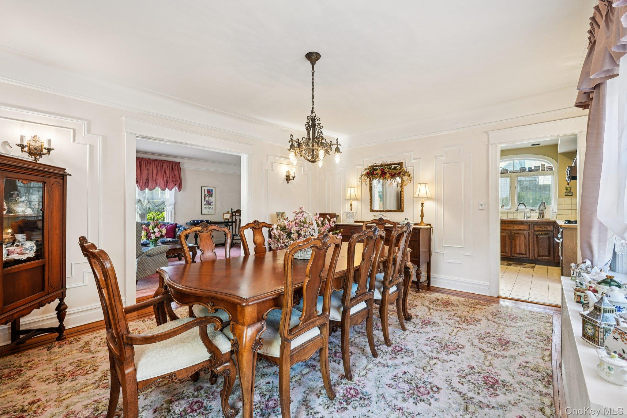 18 Chippewa Road, Yonkers, NY 10710