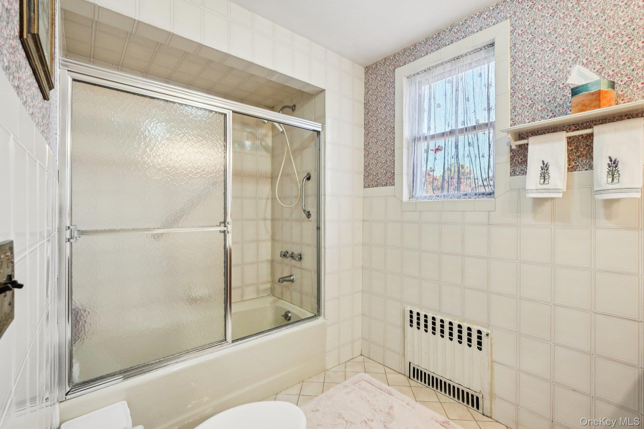 18 Chippewa Road, Yonkers, NY 10710