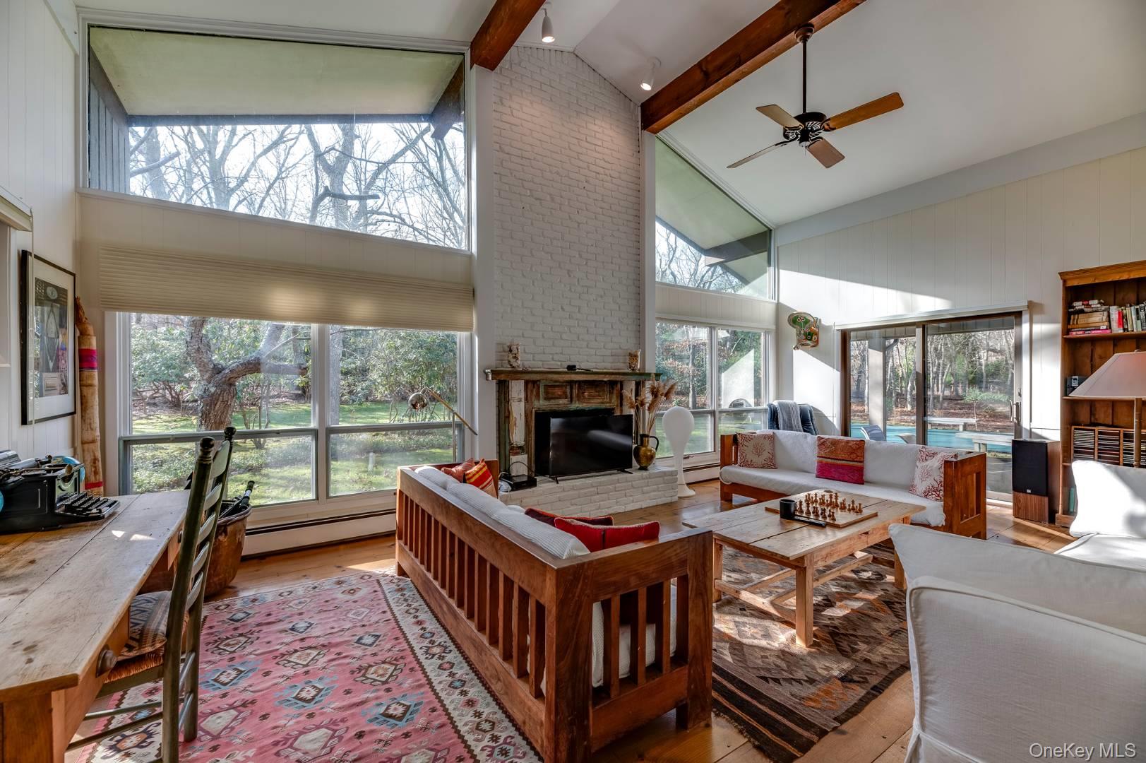 3 Forest Court, East Hampton, NY 11937