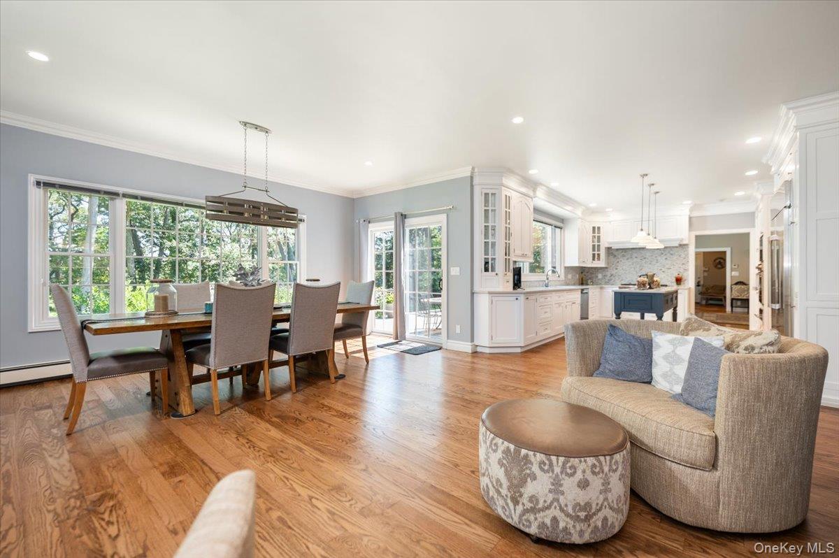 155 Jennings Road, Cold Spring Harbor, NY 11724