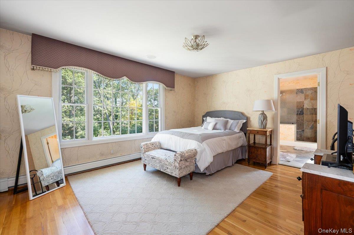 155 Jennings Road, Cold Spring Harbor, NY 11724