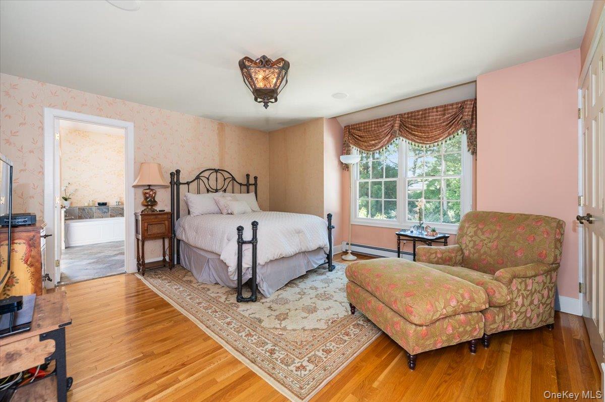 155 Jennings Road, Cold Spring Harbor, NY 11724