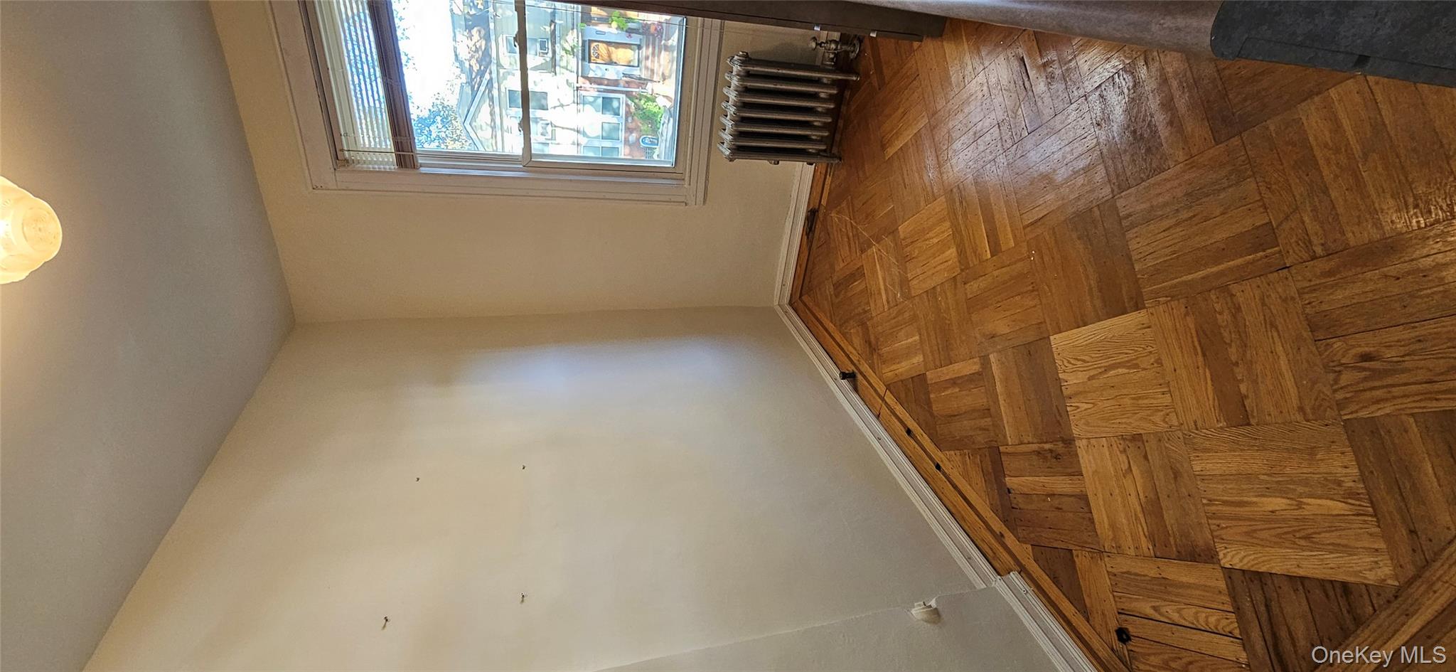 7854 75th Street, Glendale, NY 11385