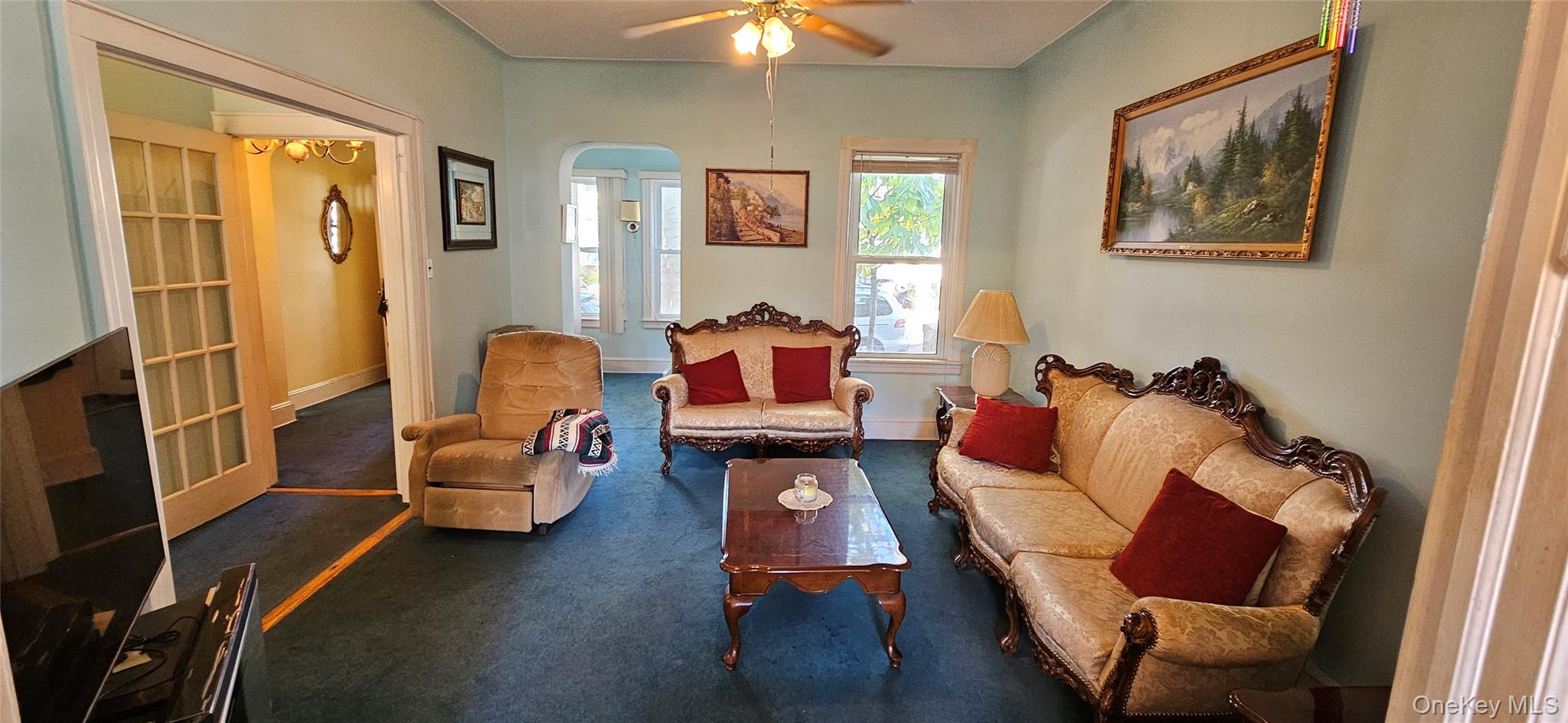 7854 75th Street, Glendale, NY 11385