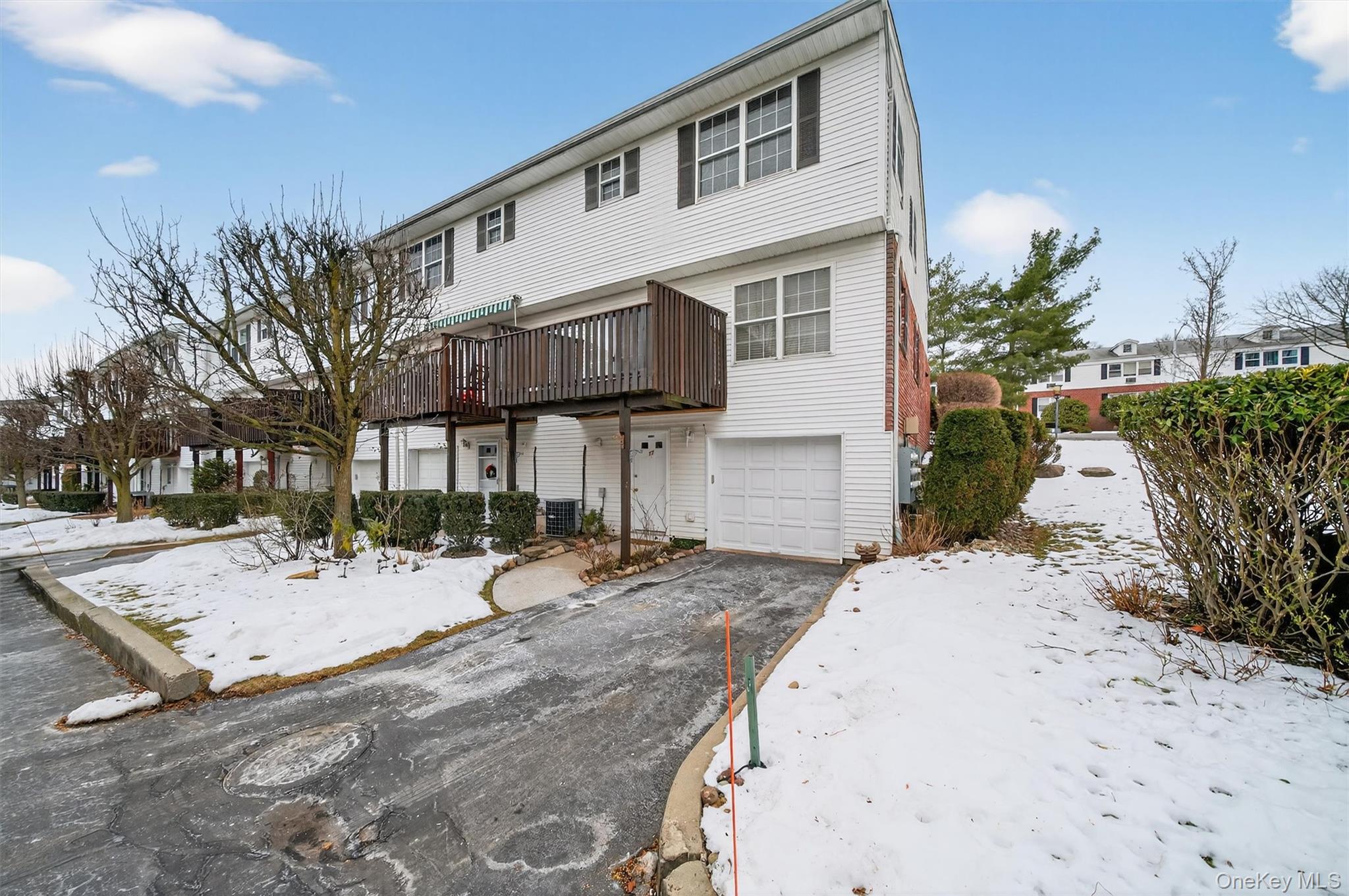 77 Jamie Court, Suffern, NY 10901